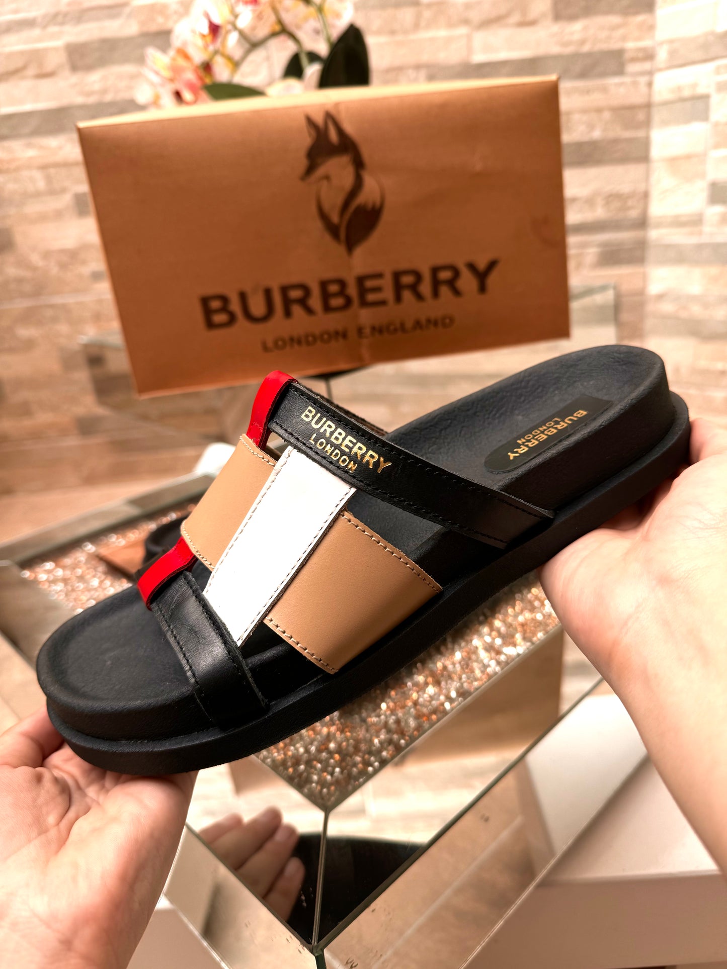 SANDALIA BURBERRY⭐