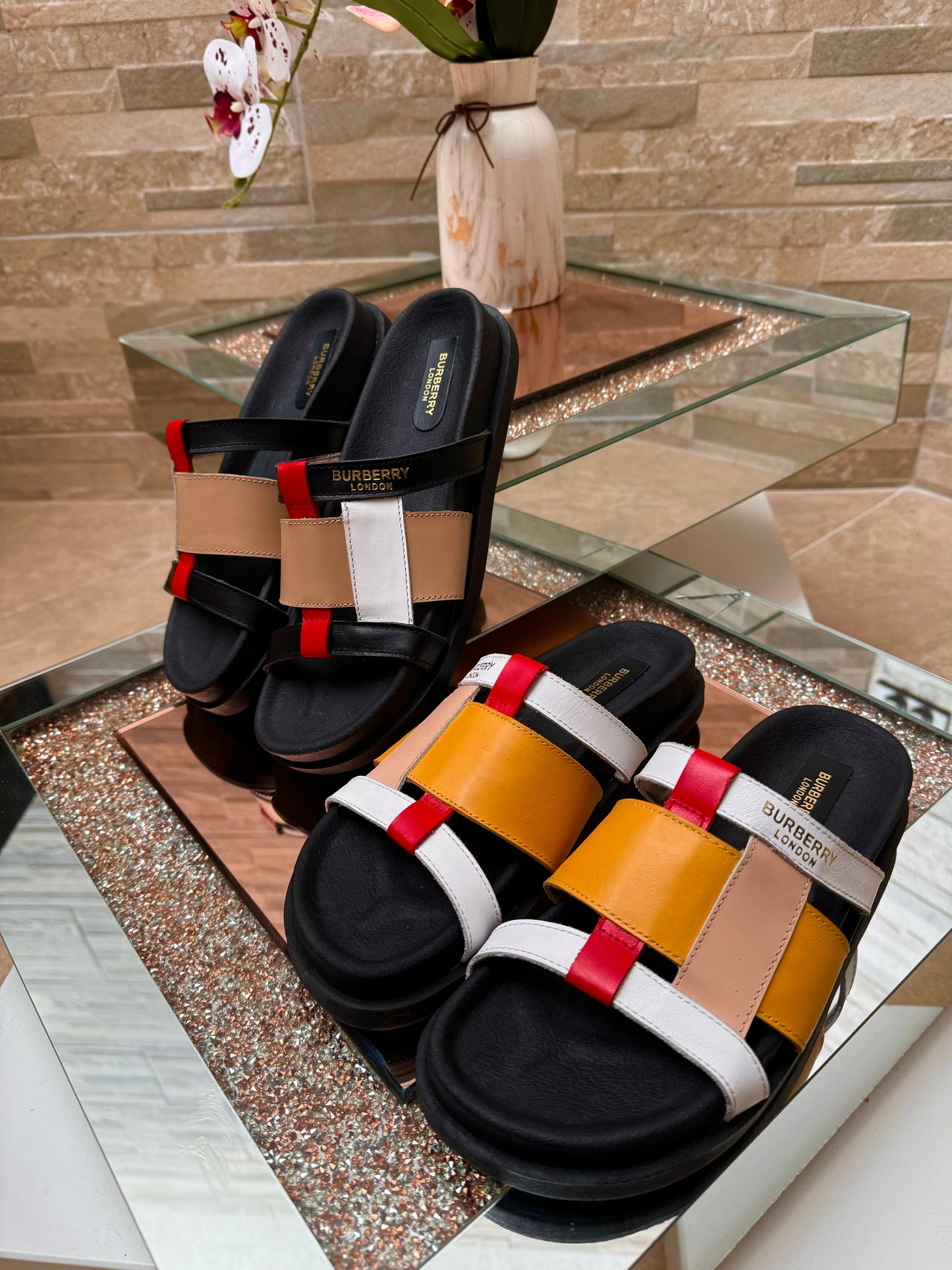 SANDALIA BURBERRY⭐